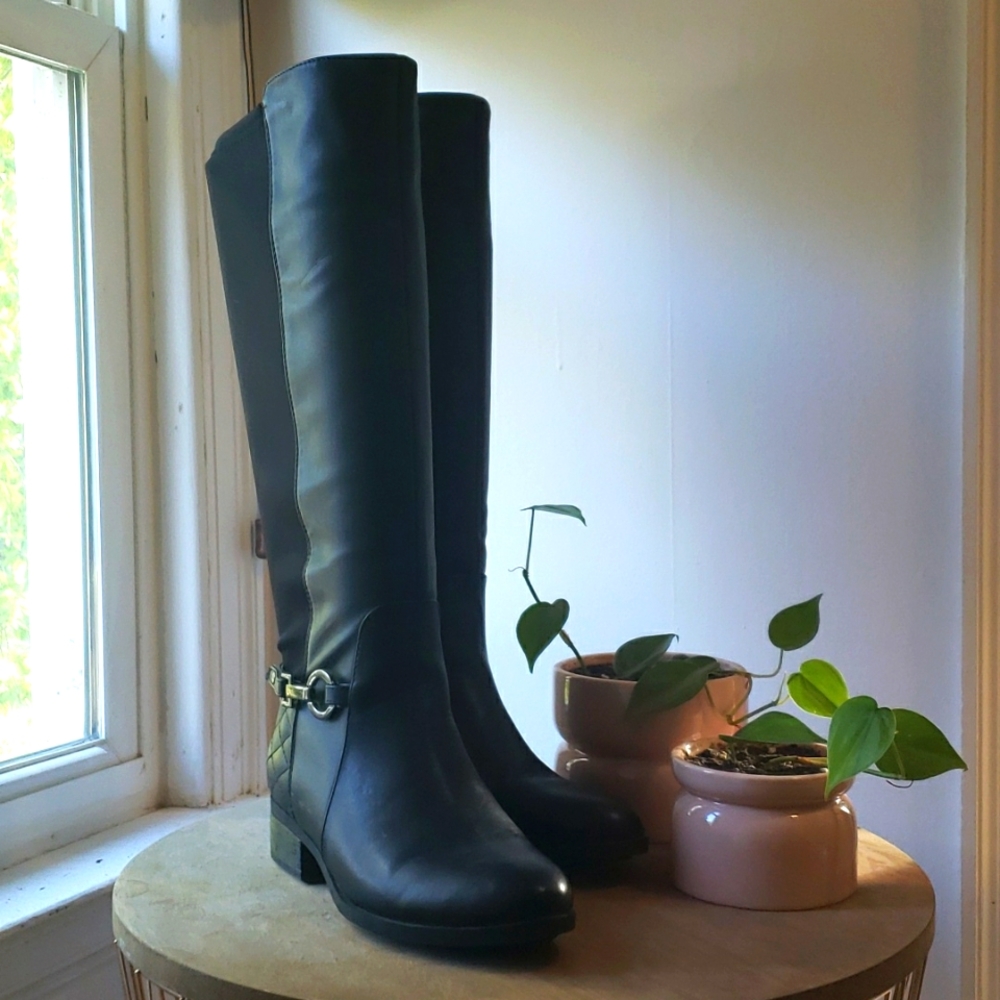 Knee-high Black Boots